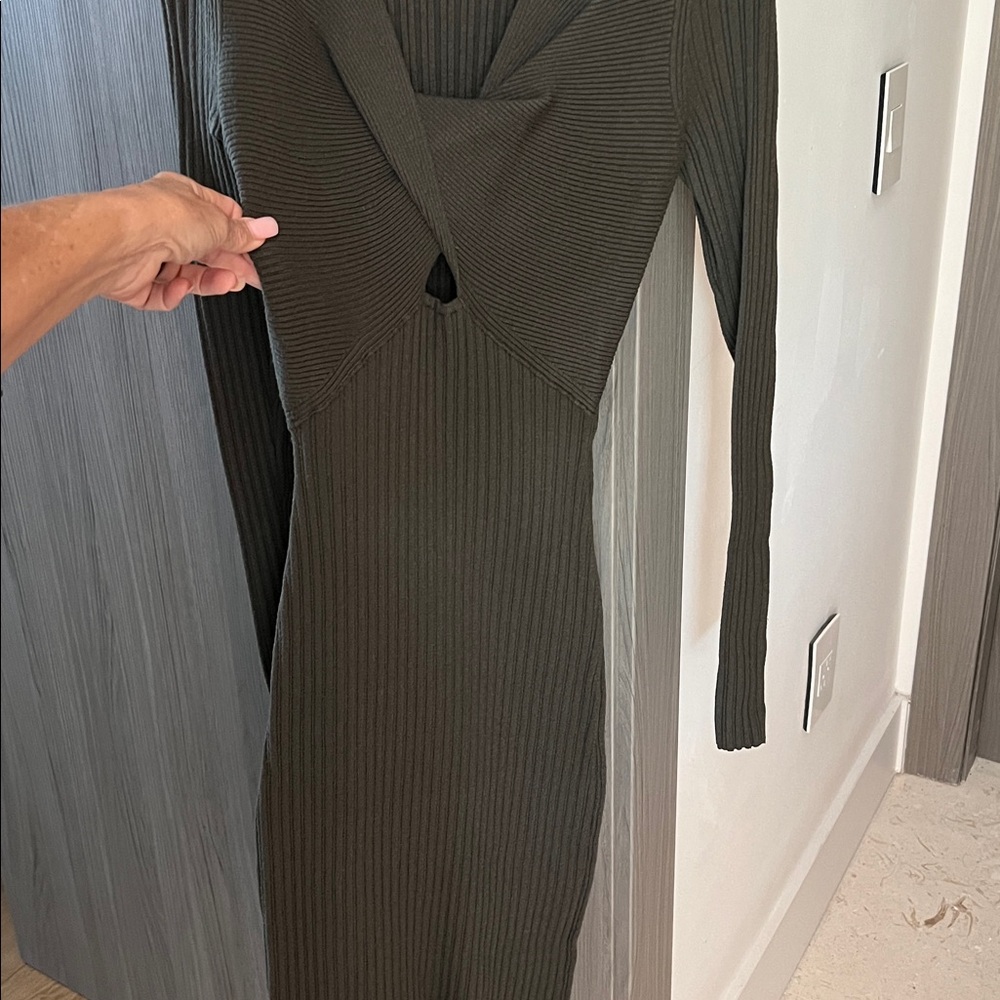 $425 RAMY BROOK Pilare cashmere blend cut out knit dress L - Picture 8 of 9